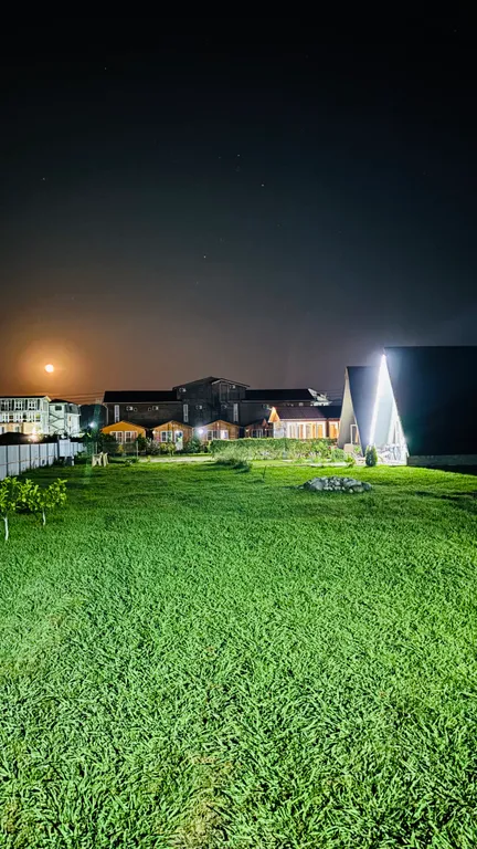 Дом-шалаш с собственной кухней Лдзаа