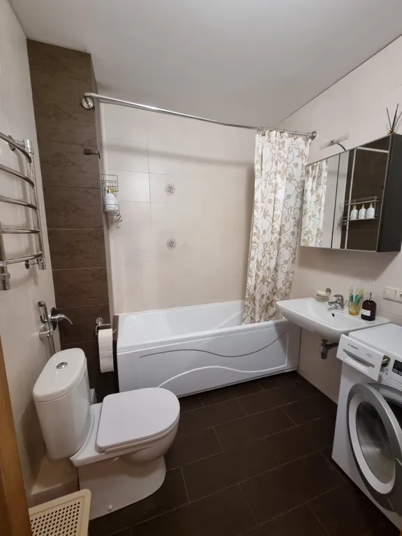 Уютная квартира в новостройке рядом с метро