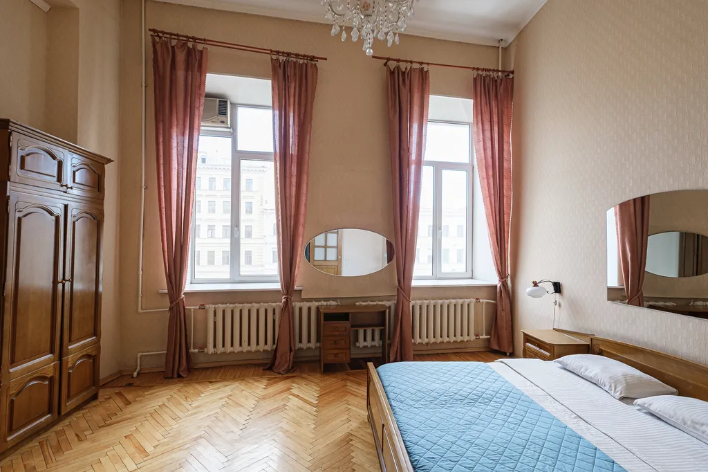 Квартира Квартира с видом на Невский проспект и набережная реки Мойки — Санкт-Петербург