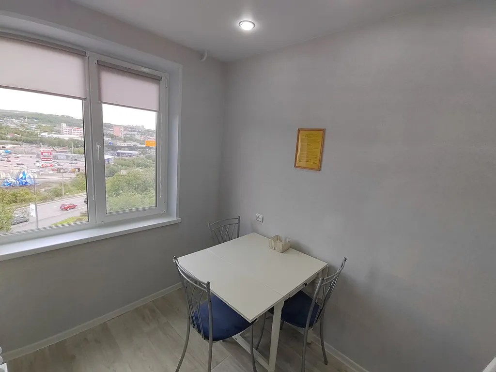 Однокомнатная квартира с балконом и лифтом у ТРЦ Плазма