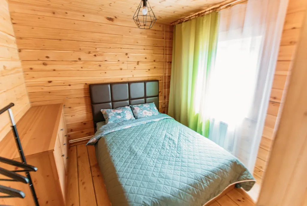 Кедровый домик с видом на горы