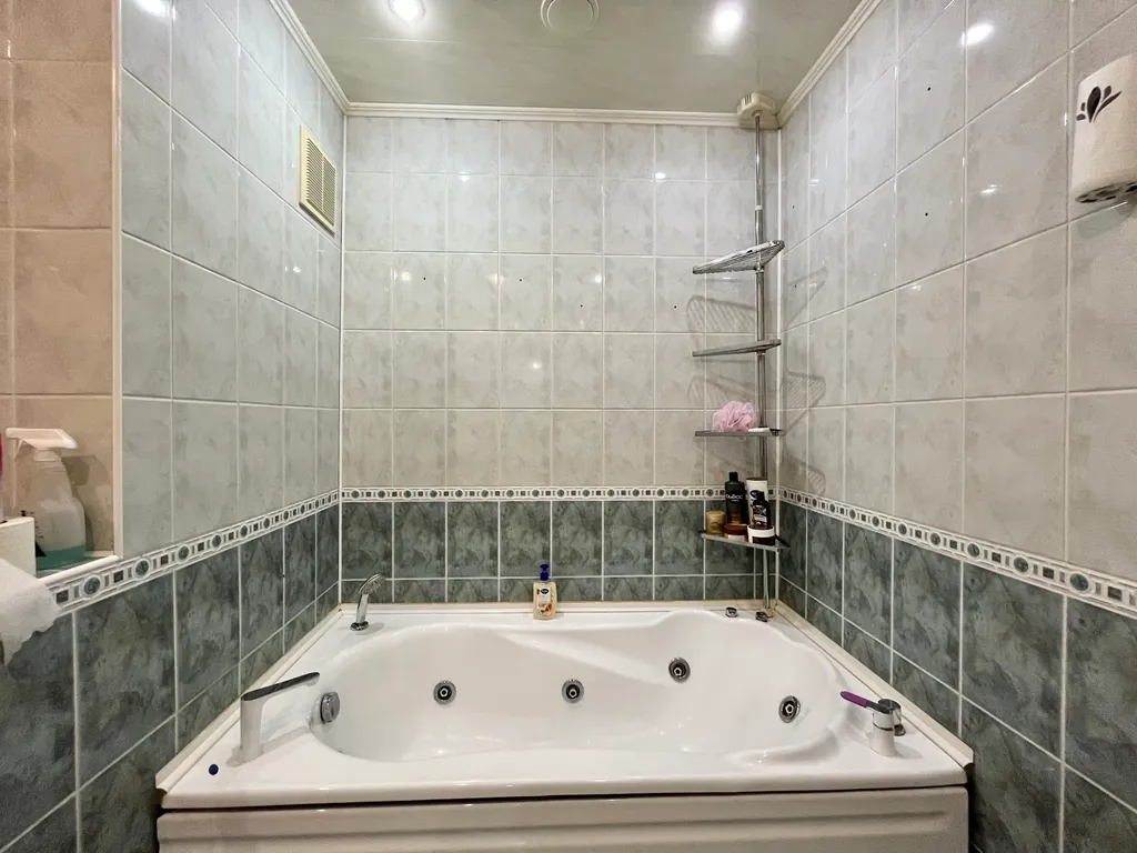 Благоустроенная 2-х комнатная квартира