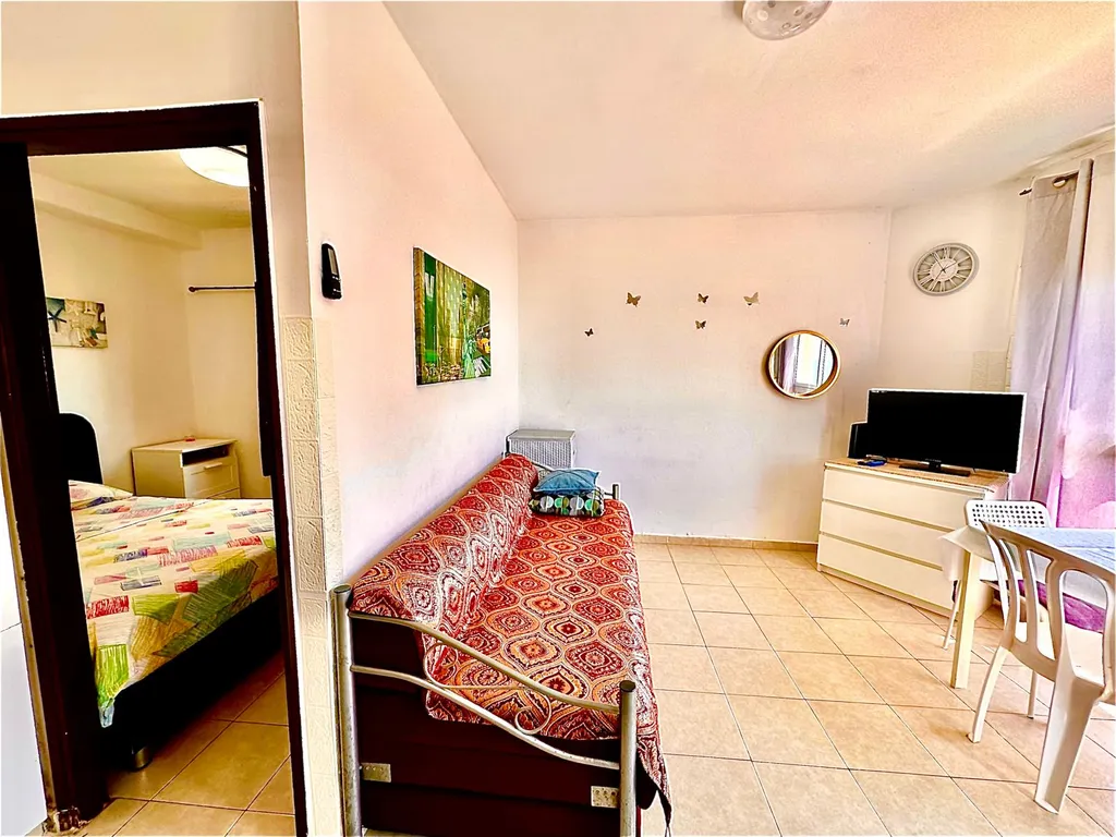 Новая красивая 2-комнатная квартира на море лучший пляж 50 м от дома