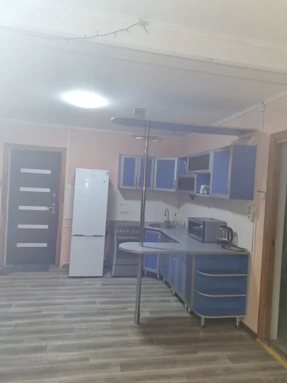 Квартира уютная, светлая, свежий воздух, рядом лес для прогулок — аренда посуточно в Ноябрьск