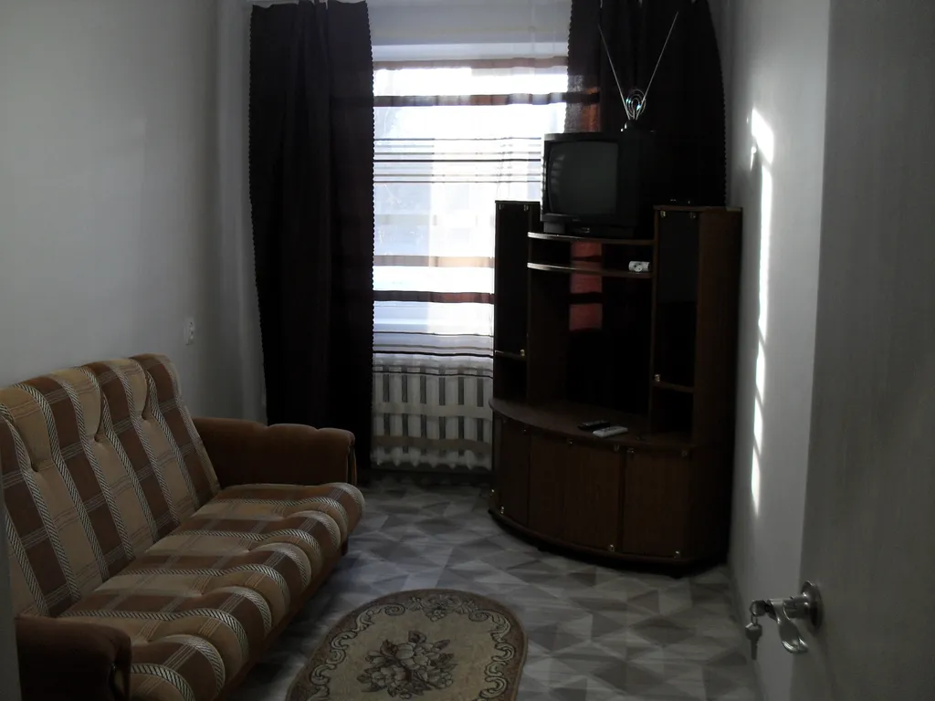 Квартира Рядом клиника Илизарова — аренда посуточно в Курган