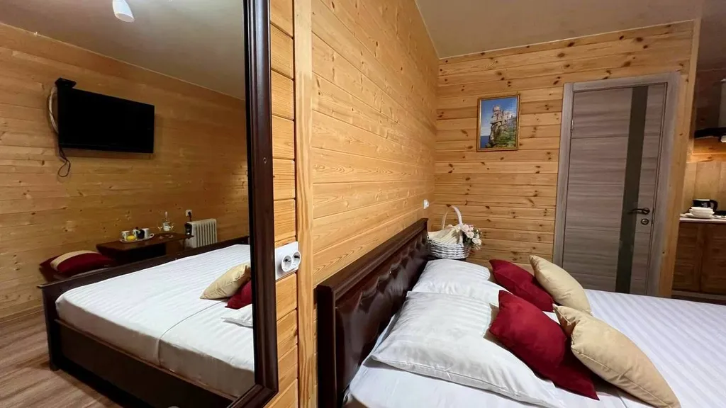 Коттедж 4-х местный домик с кухней — Анапа