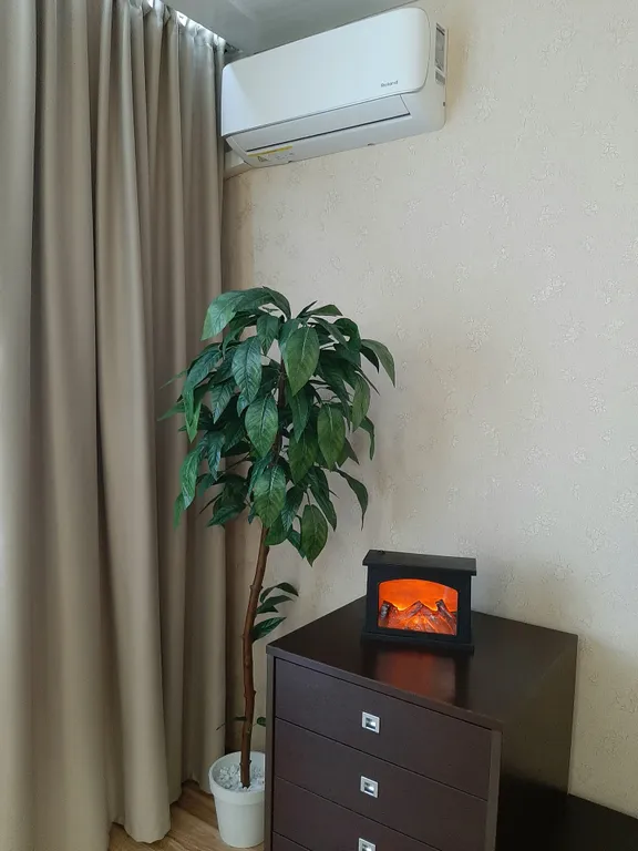 Большая квартира с отдельной кухней в тихом центре