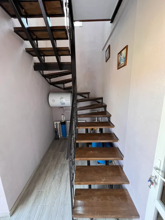 Уютный 6-местный этаж в двухэтажному доме