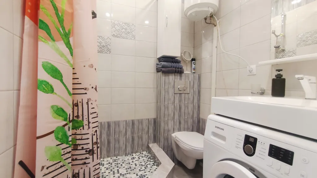 Апартамент с балконом напротив Казино