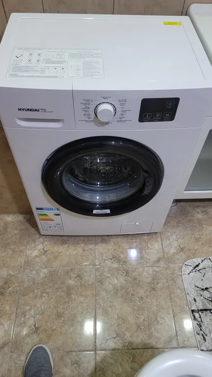 Anzors studio in sea tower