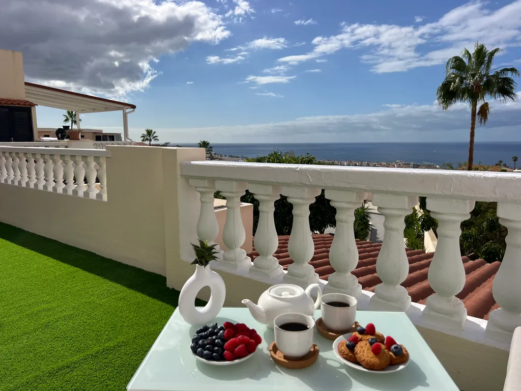 PaulMarie Apartment Lounge Cristina