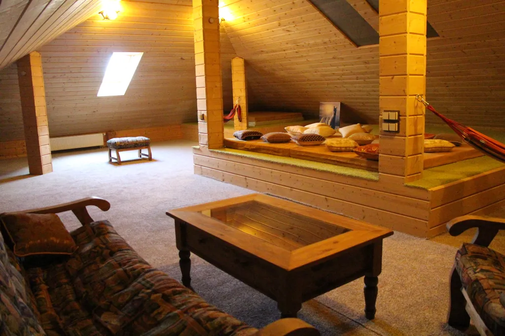 Заповедный шалаш на Волге