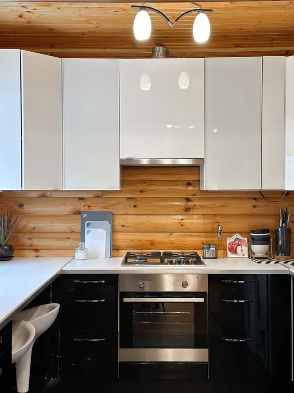 Коттедж Уютный дом с баней — Тельмана