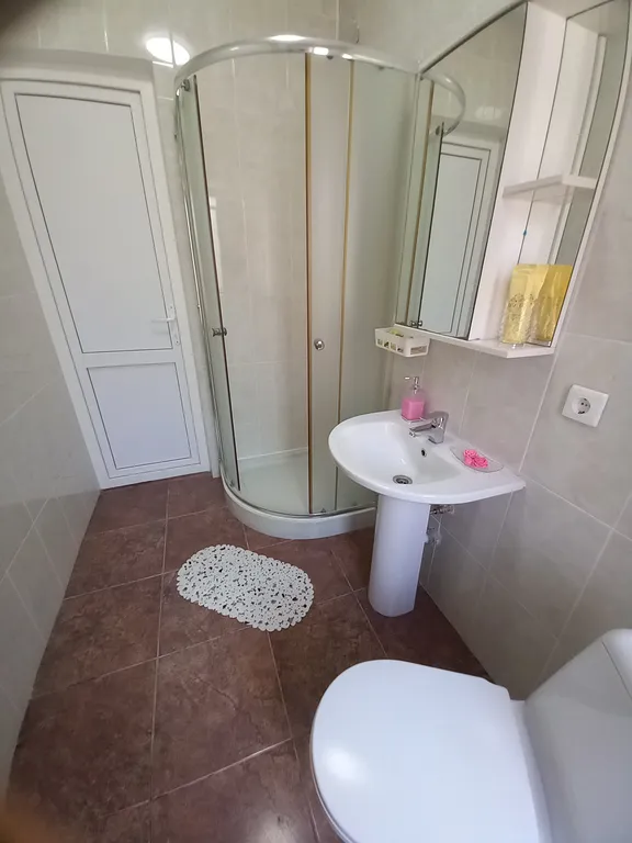 Улучшенный 3-х местный номер с балконом