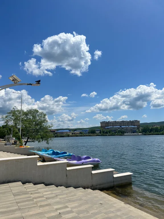 Квартира Уютная квартира в центре города с видом на озеро и часовню — Горячий Ключ