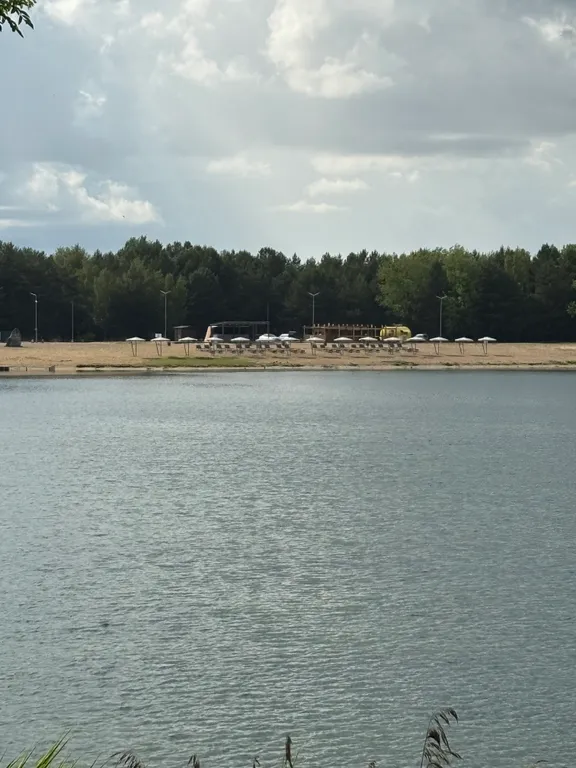 Уютный дом в лесном массиве возле красивых озер