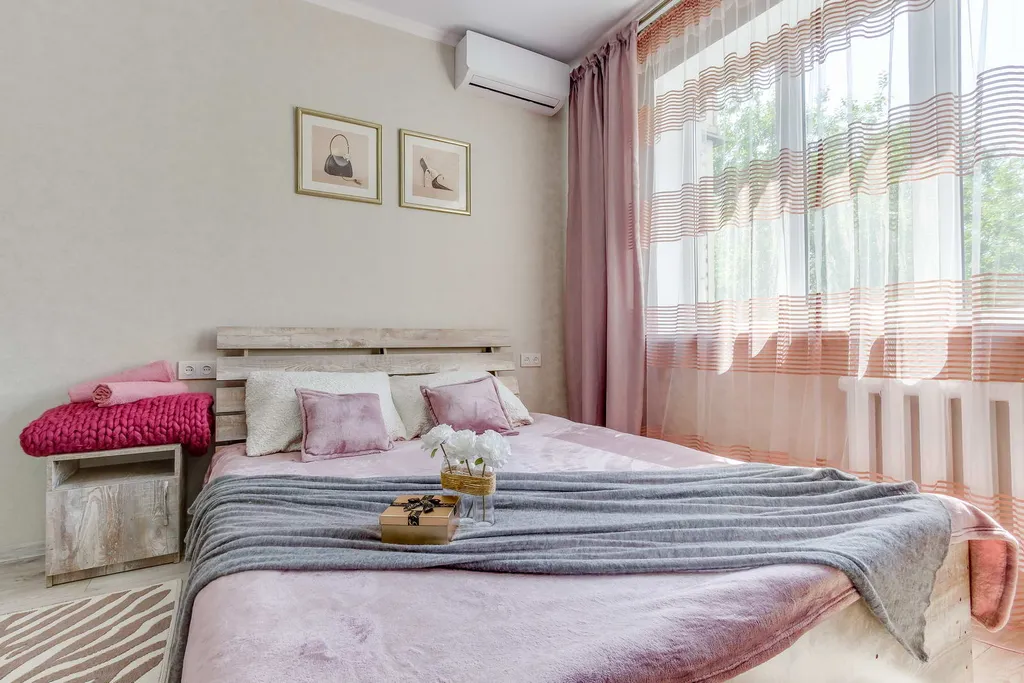 Квартира Уютная студия с мини-кухней и санузлом — комфорт — аренда посуточно в Алматы