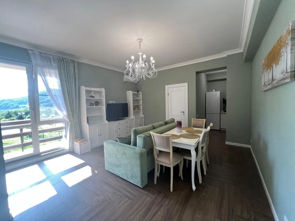 Уютная квартира с видом на горы