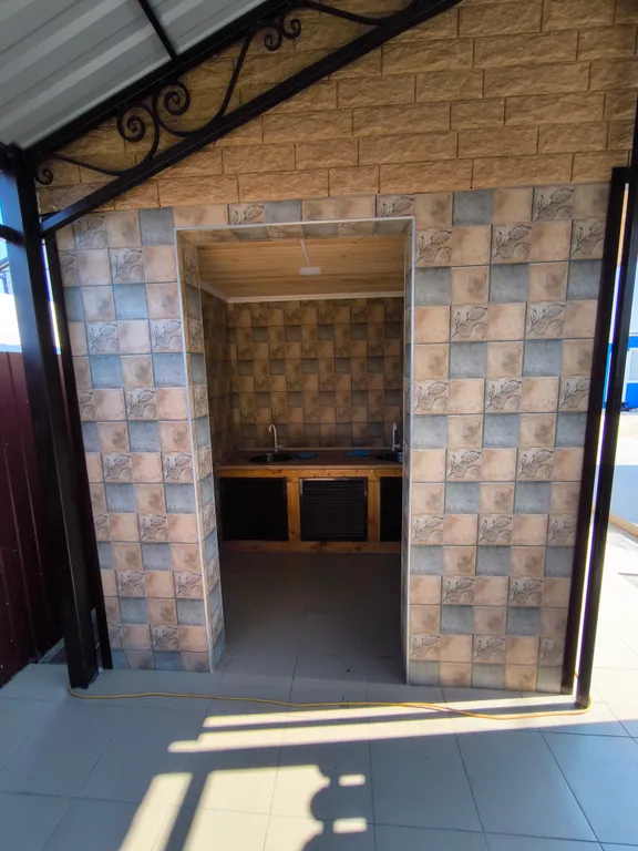 Шестиместный номер на берегу моря