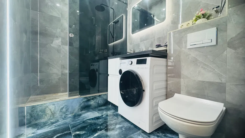 Студия скай класса в стиле модерн с панорамным видом на город