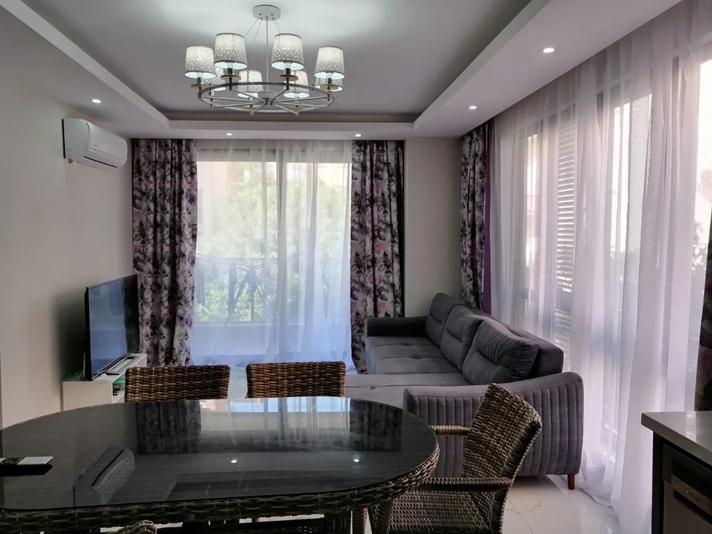 Уютная квартира в центре, район пляж Клеопатра