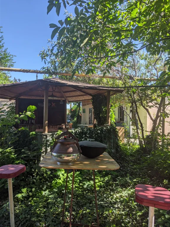 Домик в саду