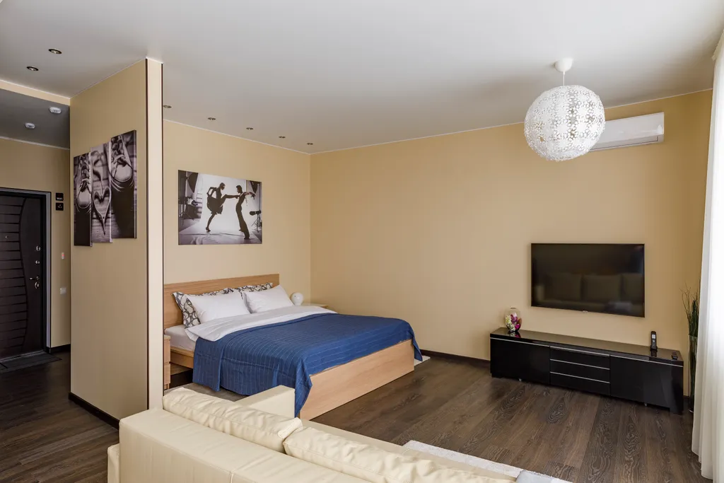 Студия с видом на реку