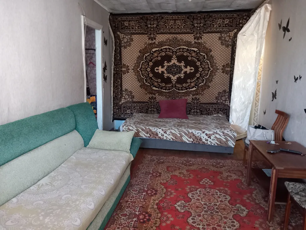 Квартира в спокойном районе, наличие мест парковки во дворе