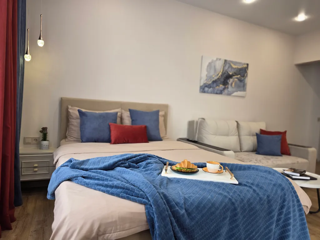 Новая светлая квартира с дизайнерским ремонтом