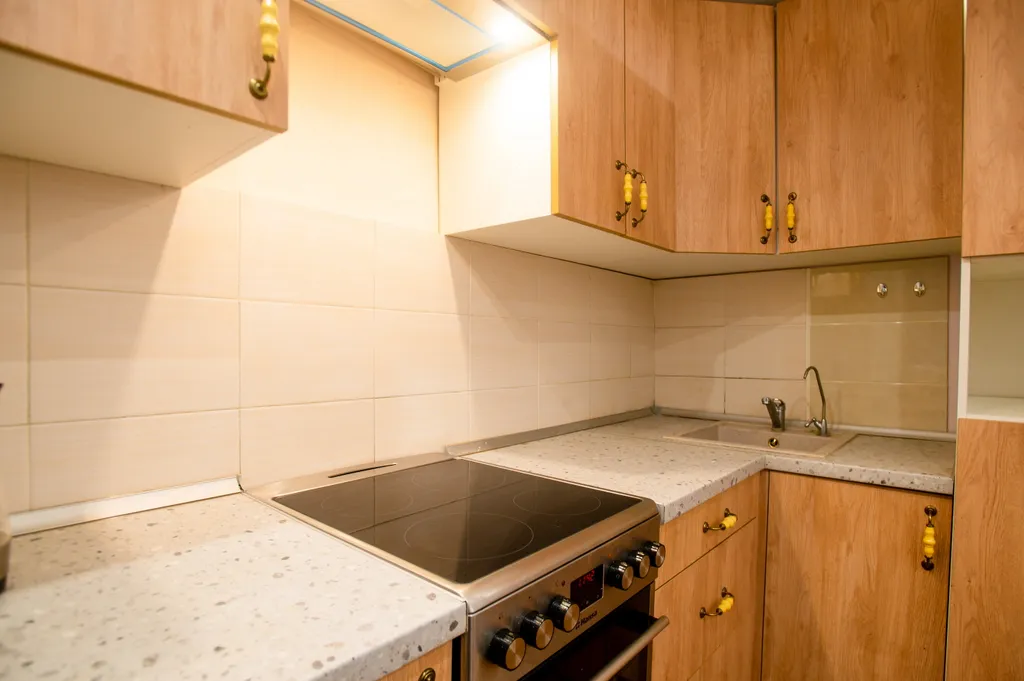 1-комн. Квартира с балконом. Метро, шереметьево, парковка, отчет док