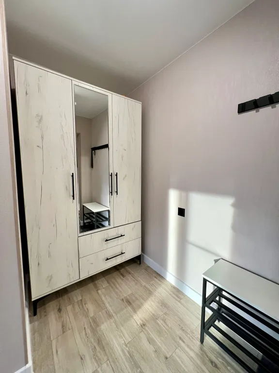 Светлая, теплая, просторная, уютная квартира в самом центре поселка