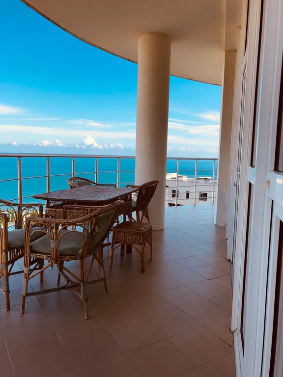 Квартира с видом на море в жк белый дом