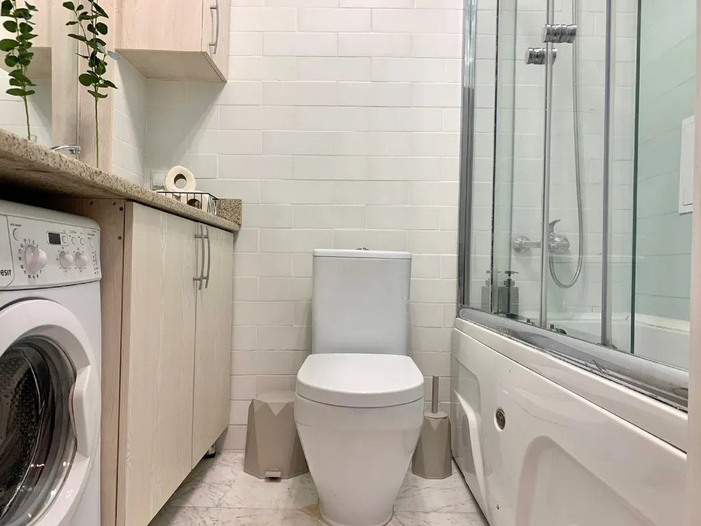 Яркая студия фрида кало в центре города алматы