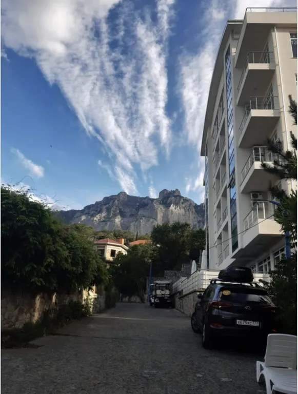 Апартаменты с видом на море и гору Ай петри