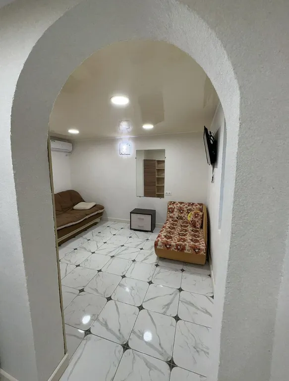 Квартира Комната — аренда посуточно в Орджоникидзе