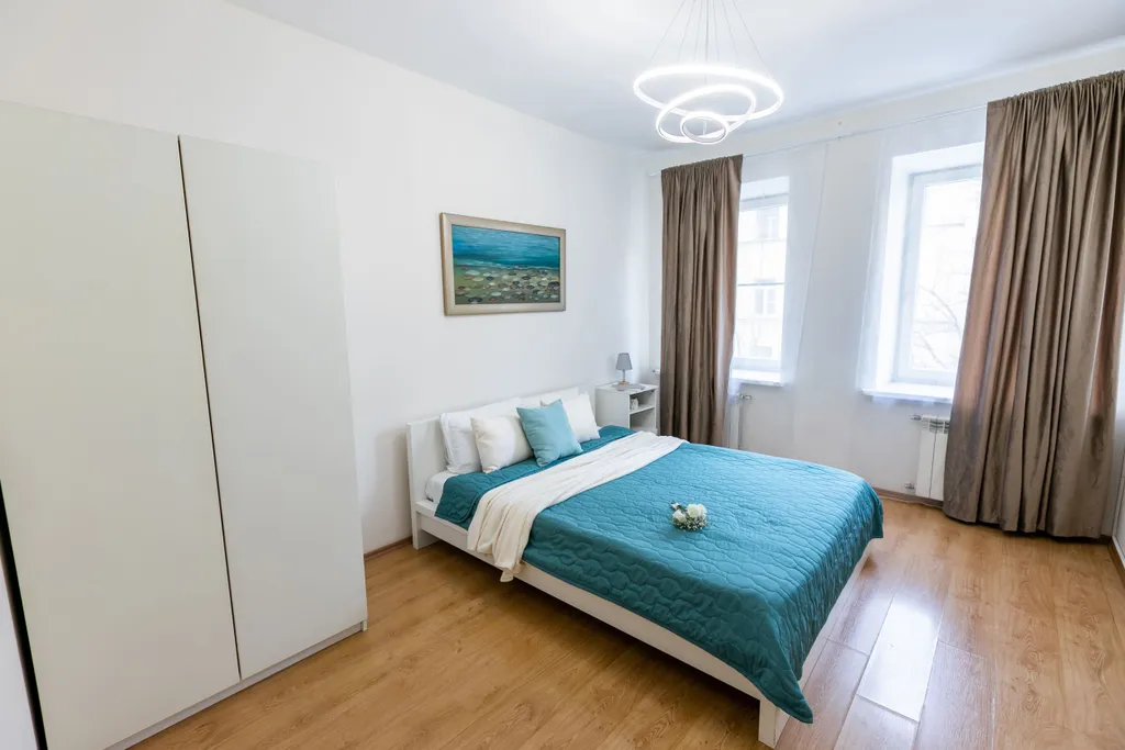 Всё рядом: мосты, музеи, парки