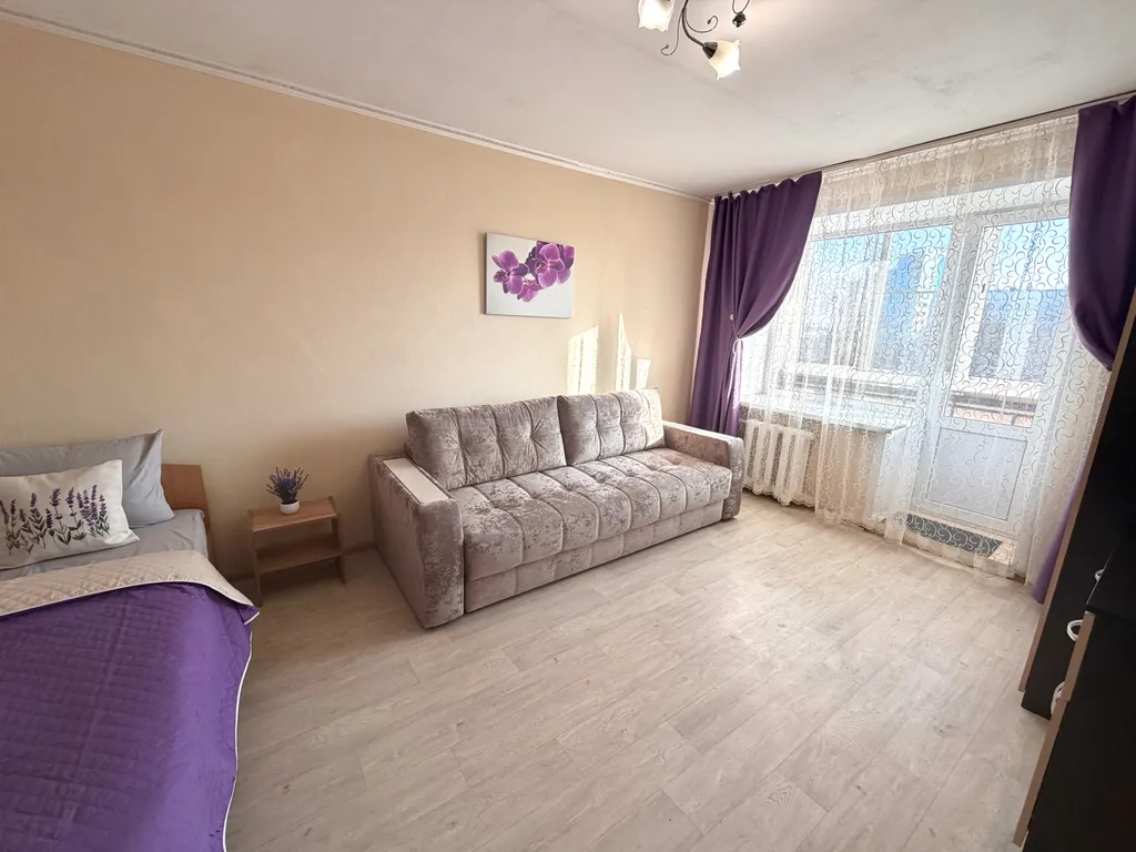 Уютная квартира на сквере мира в центре