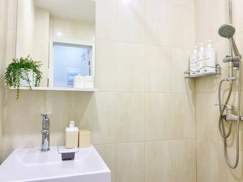 Квартира Апартаменты отличный день у набережной напротив кремля — Великий Новгород