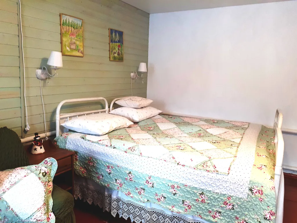 Дом в деревне на Дону в сосновом лесу