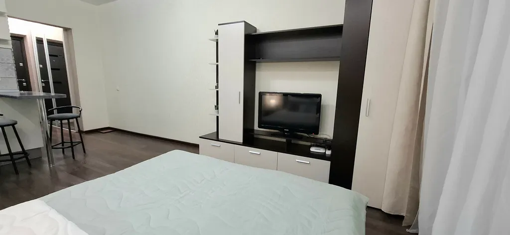 Студия с видом на Ангару