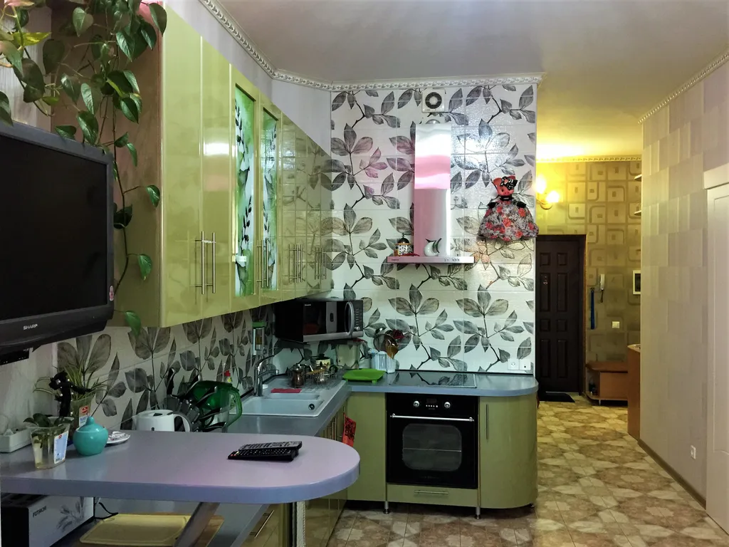Квартира Квартира с цветами и видом на Собор — Самара