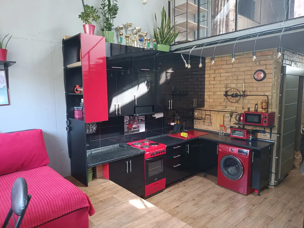 Двухуровневая Лофт-студия в Царском гараже