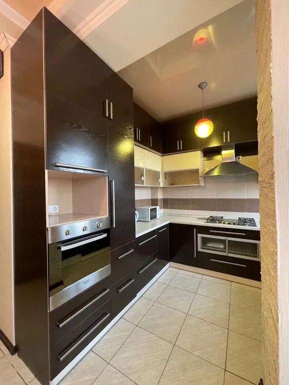 3-комнатная Квартира — аренда посуточно в Бишкек