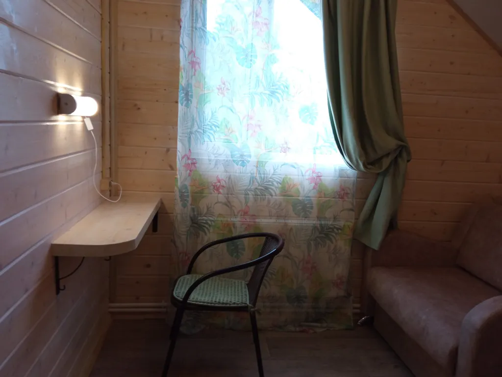 Двухэтажные апартаменты в доме у озера