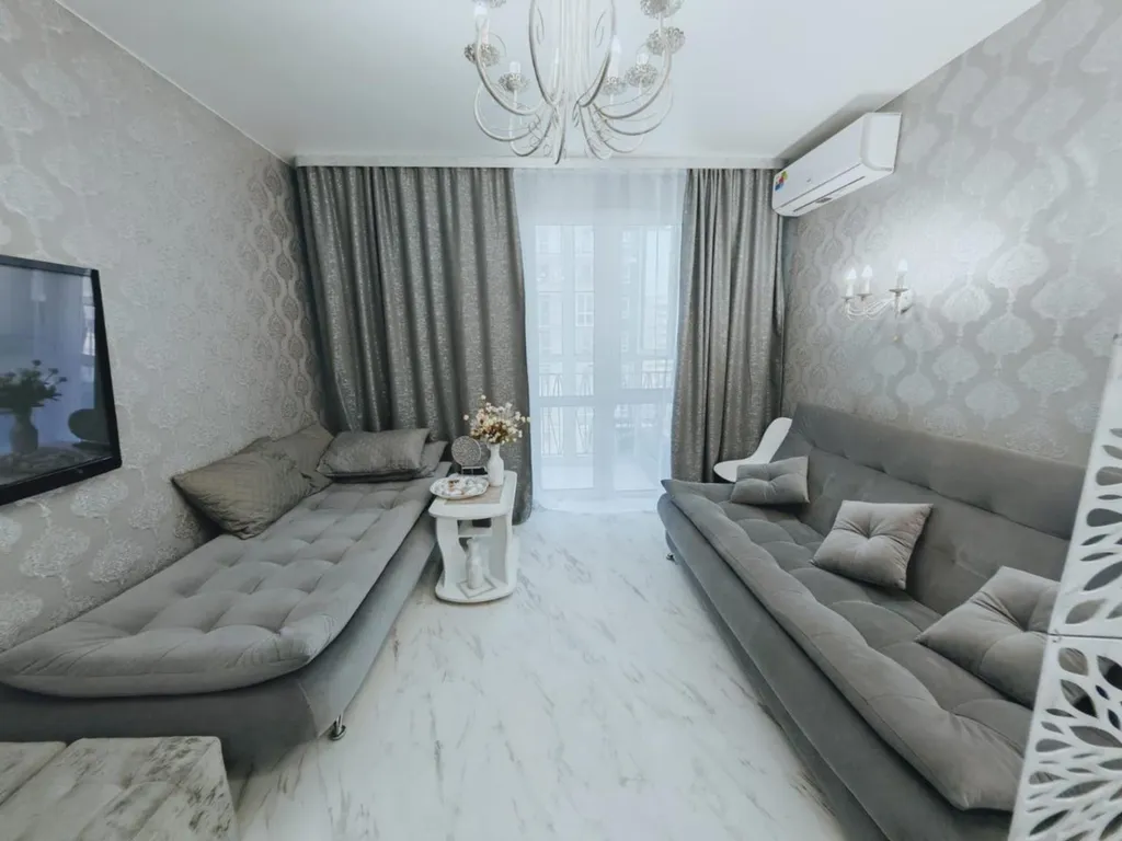 Квартира-студия в новом жк рядом с широким пляжем, удобная локация, всё рядом