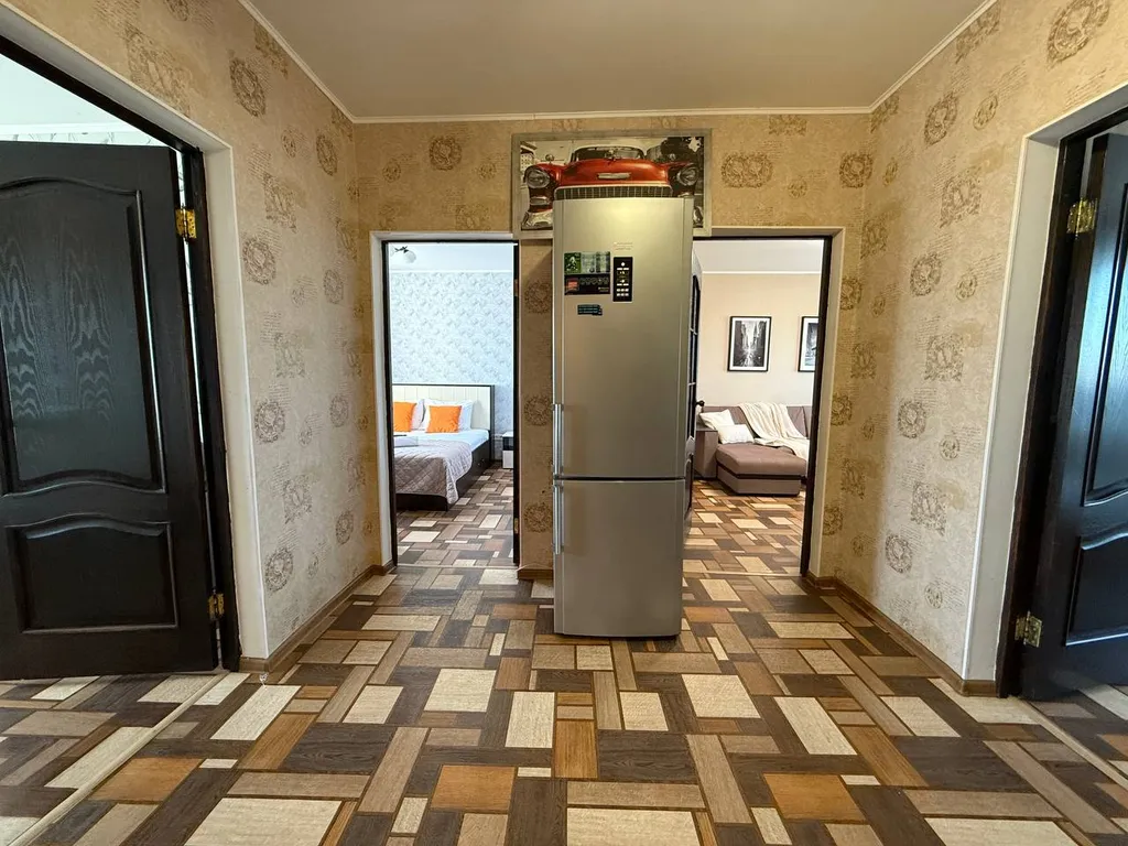 4-комнатная Квартира