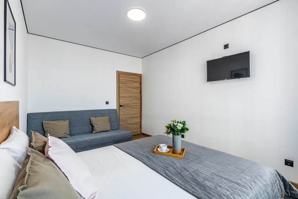 Двухкомнатная квартира в центре Екатеринбурга Good House