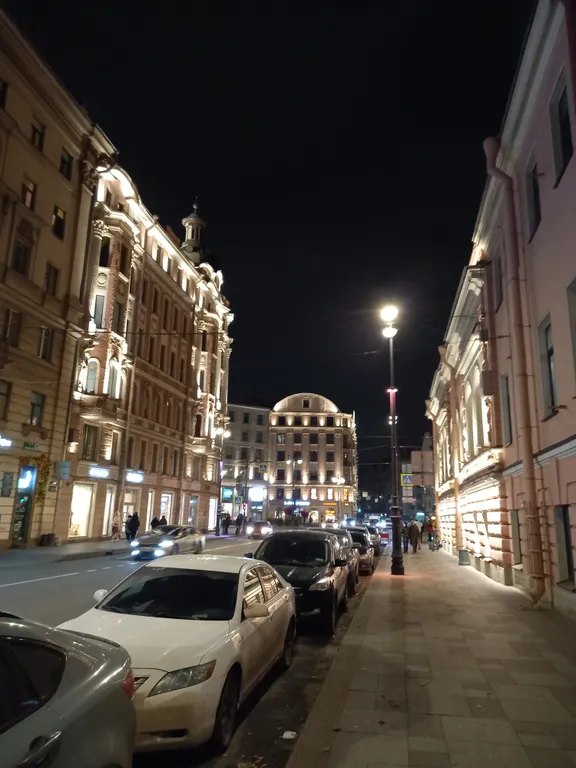Квартира напротив Петропавловки