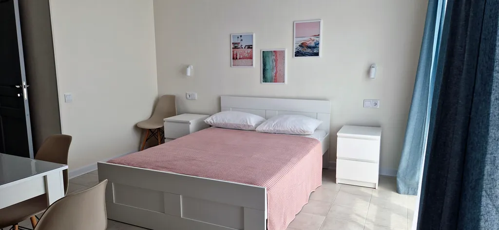 Квартира Квартира Уютная современная студия с балконом на 2-4 человека — Лазаревское