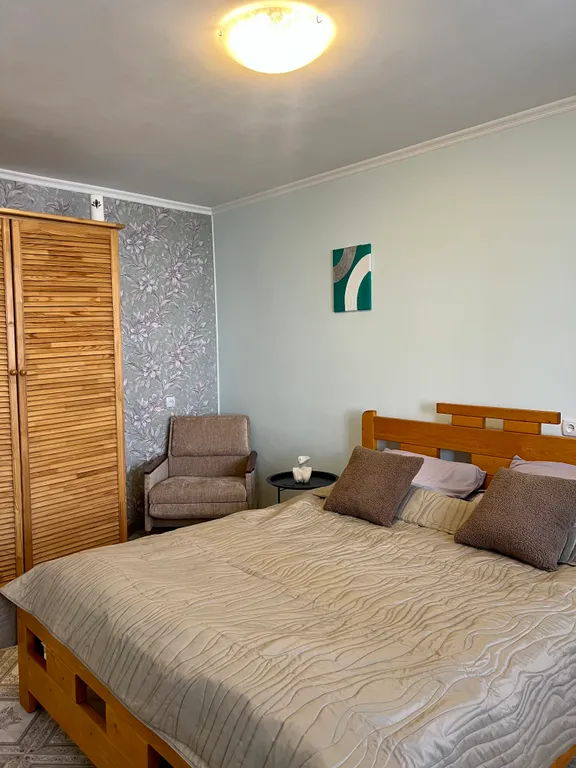 Уютная квартира в спальном районе — аренда посуточно в Севастополь